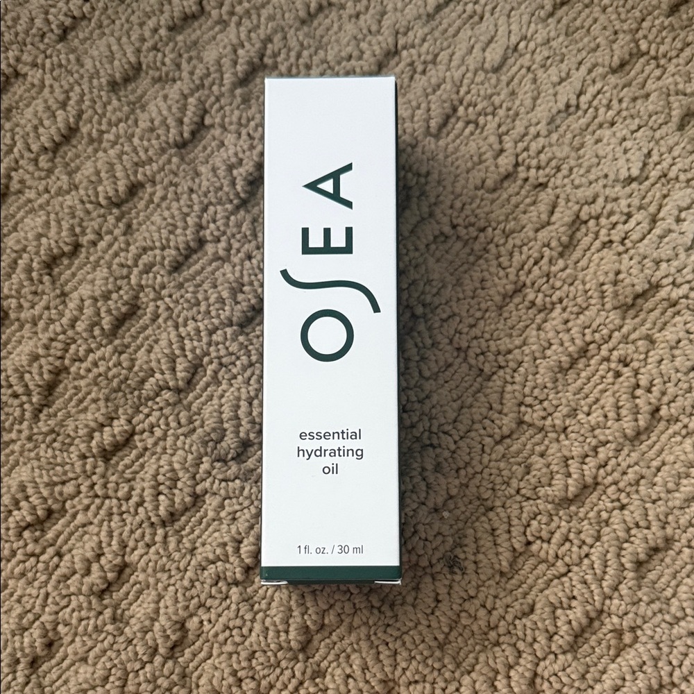 Osea Essential Hydrating Oil